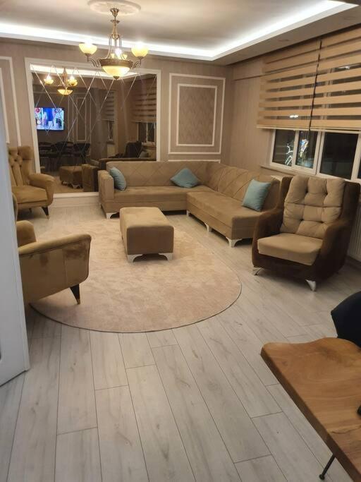 Appartement Muekemmel Konumda Luex Family Concept Daire à Sivas Extérieur photo